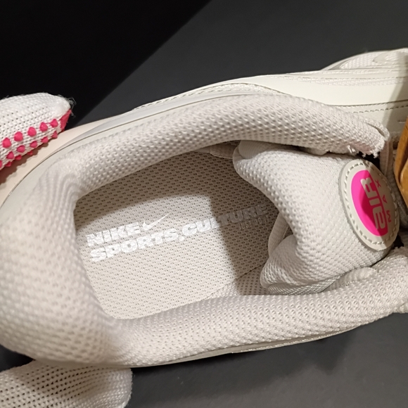 Nike Air Max Fire Phantom White Hyper Pink Women's Sneakers - Picture 12 of 16